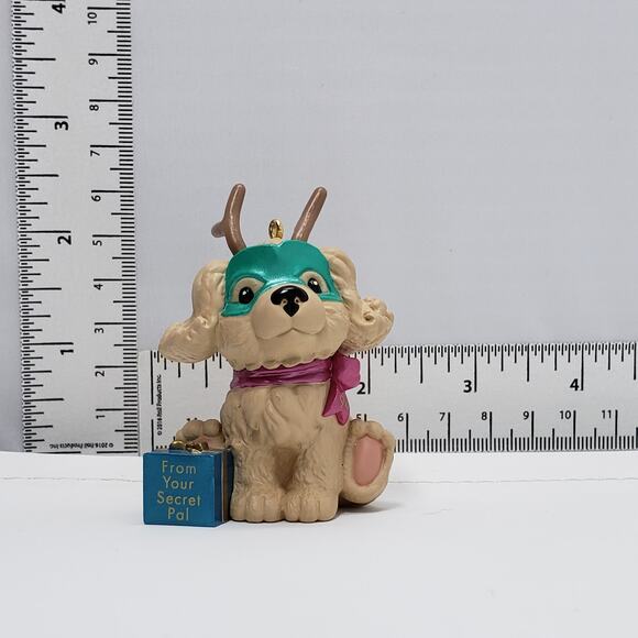 1994 Hallmark Secret Santa Handcrafted Keepsake Holiday Christmas Ornament. - Picture 8 of 8